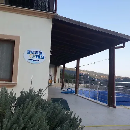Deniz Butik Villacukurbag Mah 7/1 Kas/antalya Kaş